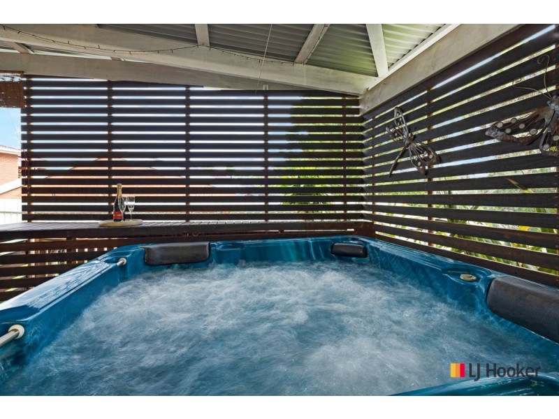 43 Edward Road, Batehaven NSW 2536