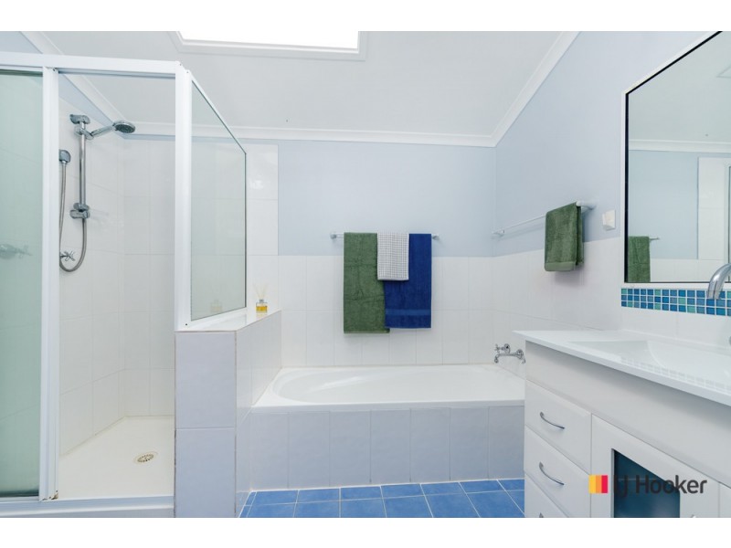 43 Edward Road, Batehaven NSW 2536