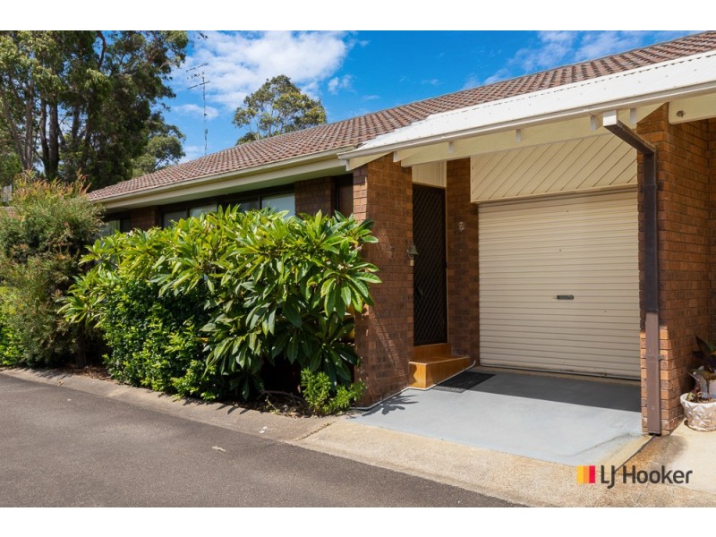 7/4 Eric Fenning Drive, Surf Beach NSW 2536