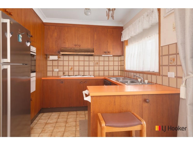 7/4 Eric Fenning Drive, Surf Beach NSW 2536