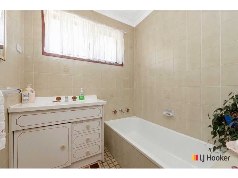 7/4 Eric Fenning Drive, Surf Beach NSW 2536