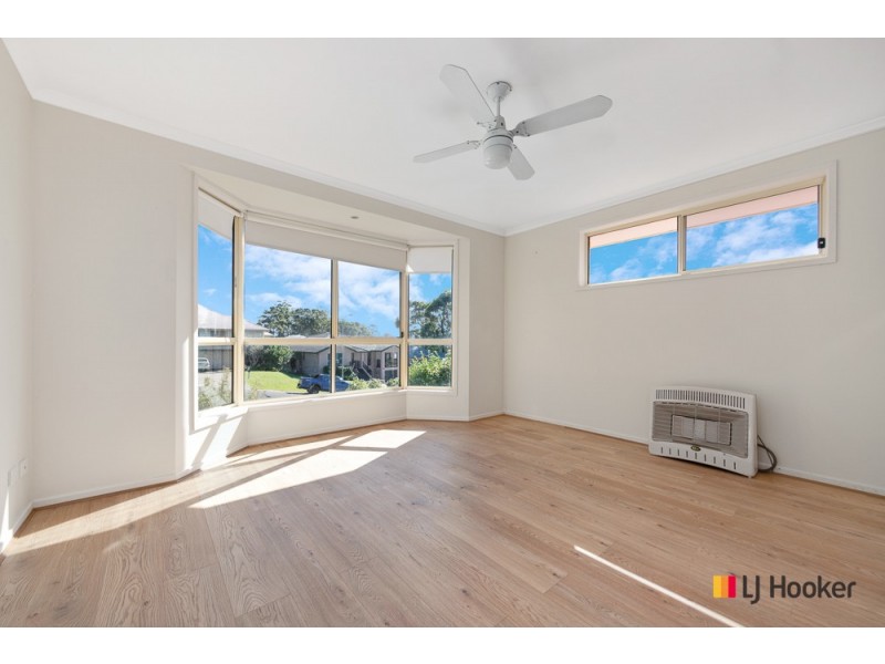 5 Cox Place, Sunshine Bay NSW 2536