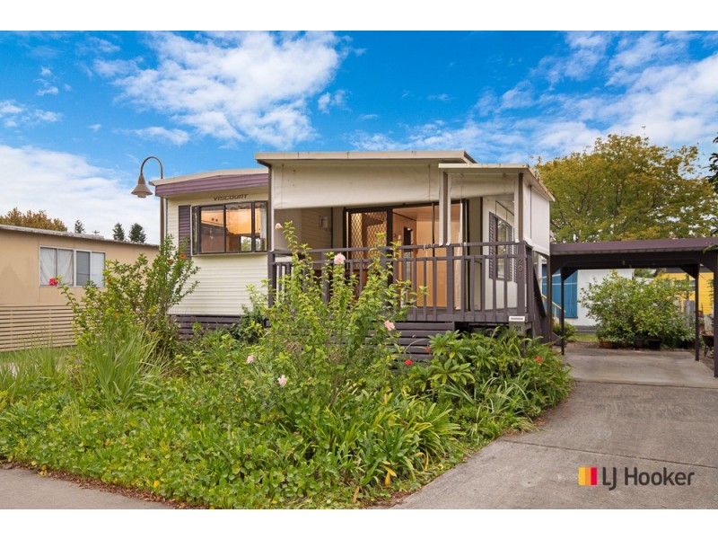 201/51 Beach Road, Batehaven NSW 2536