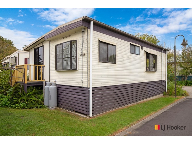 201/51 Beach Road, Batehaven NSW 2536