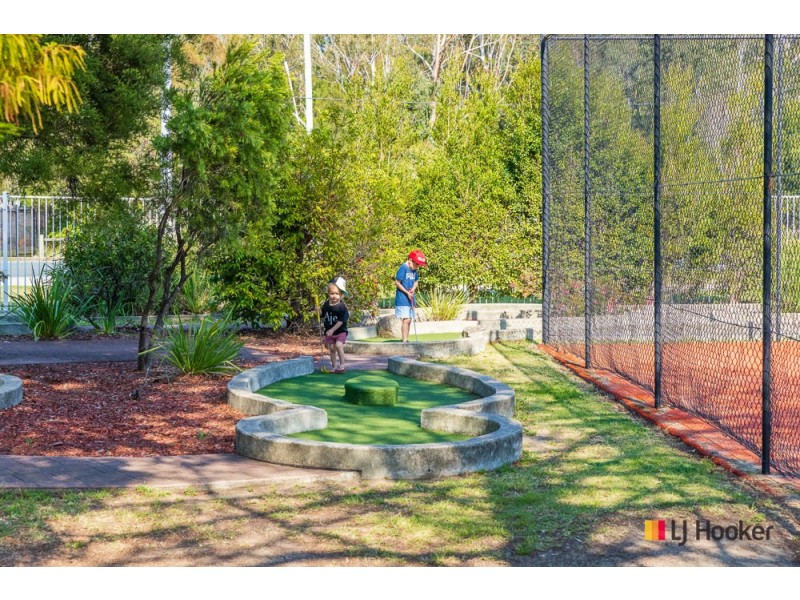 201/51 Beach Road, Batehaven NSW 2536