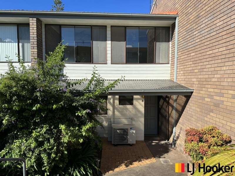8/1 Calton Road, Batehaven NSW 2536