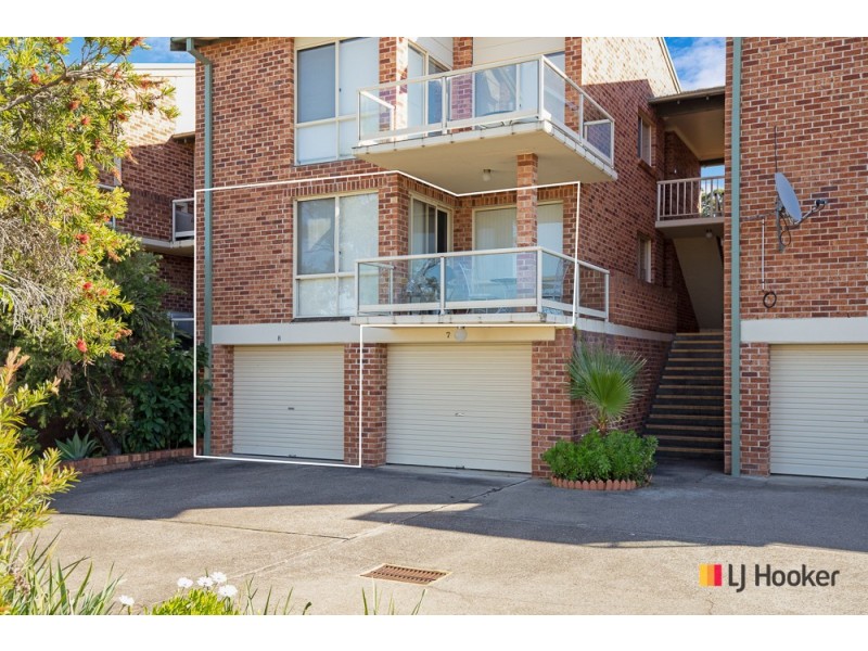 8/2 Sheila Street, Batehaven NSW 2536
