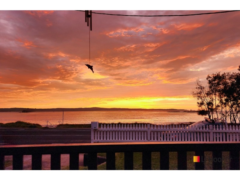 396 Beach Road, Batehaven NSW 2536