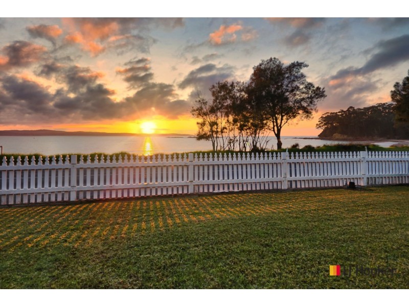 396 Beach Road, Batehaven NSW 2536