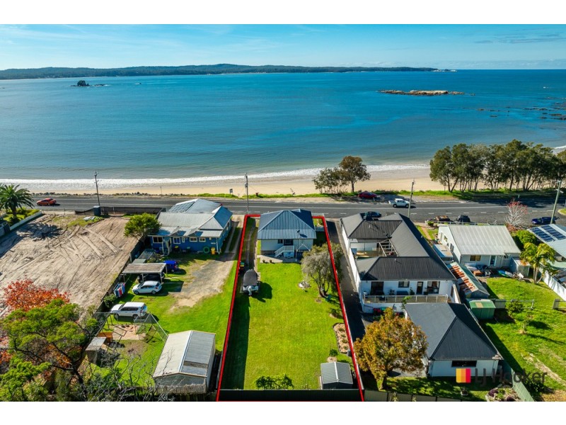 396 Beach Road, Batehaven NSW 2536