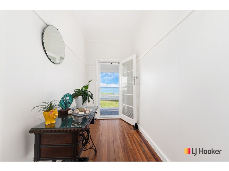 396 Beach Road, Batehaven NSW 2536