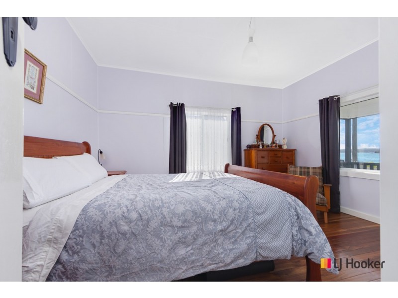 396 Beach Road, Batehaven NSW 2536