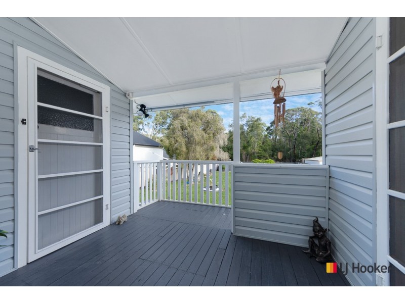 396 Beach Road, Batehaven NSW 2536