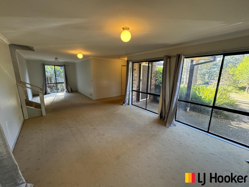 7 Gray Place, Sunshine Bay NSW 2536