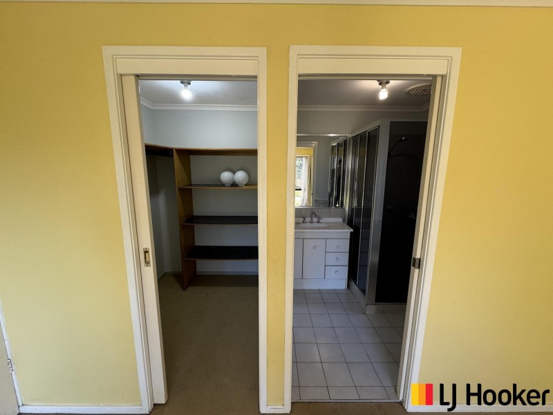 7 Gray Place, Sunshine Bay NSW 2536