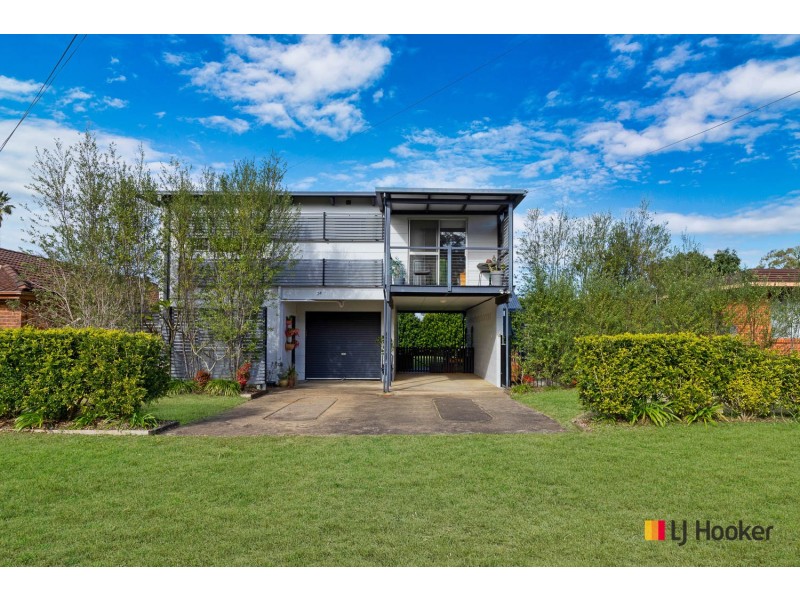 24 Timbara Crescent, Surfside NSW 2536