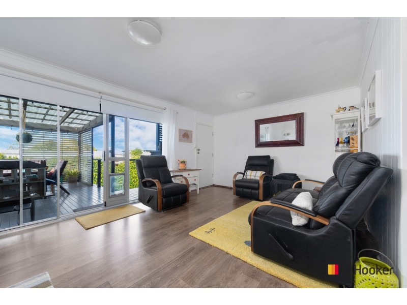 24 Timbara Crescent, Surfside NSW 2536