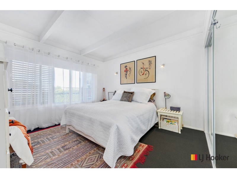 24 Timbara Crescent, Surfside NSW 2536