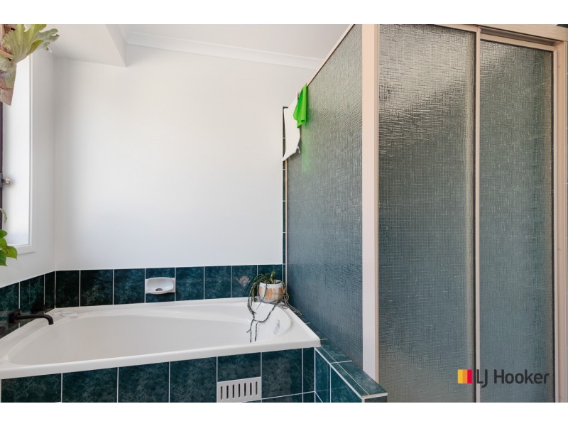 28 Wallaringa Street, Surfside NSW 2536