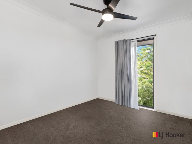 10 Johnson Place, Surf Beach NSW 2536