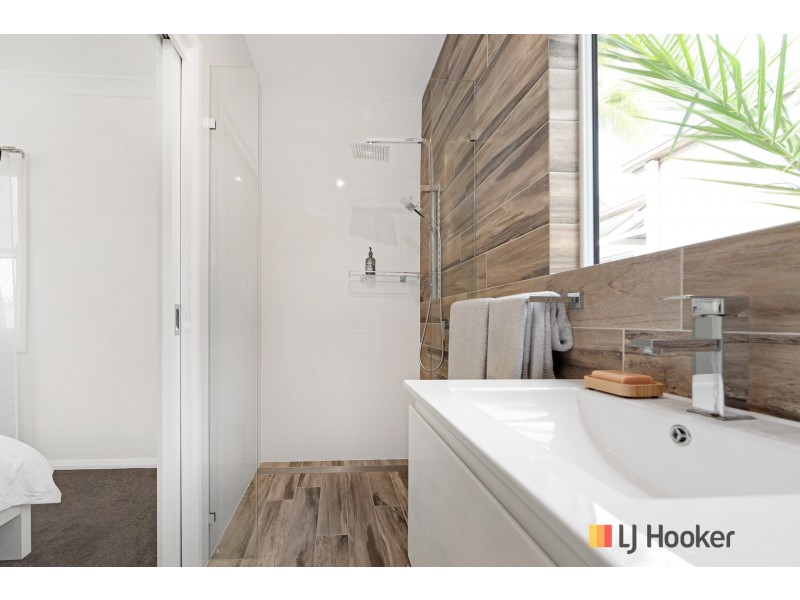 312 Beach Road, Batehaven NSW 2536