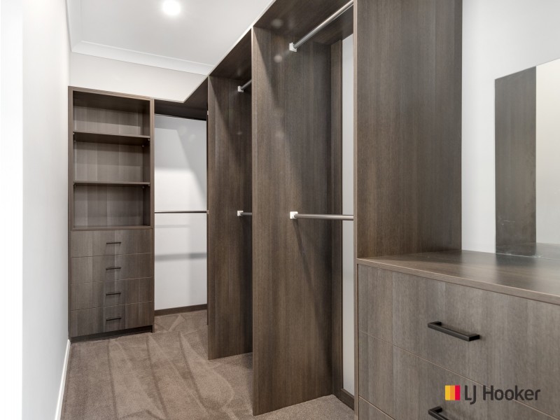 75 Freycinet Drive, Sunshine Bay NSW 2536