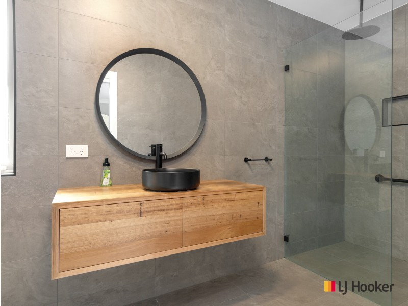 75 Freycinet Drive, Sunshine Bay NSW 2536