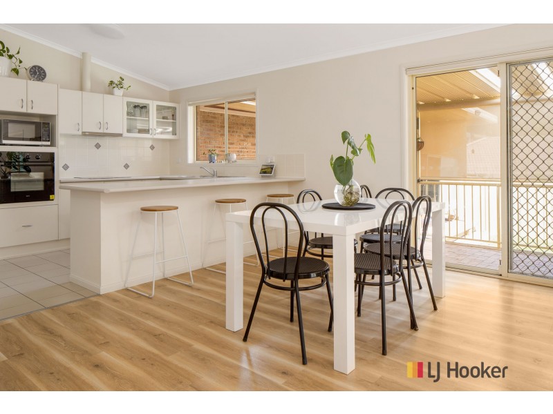 33 Wills Crescent, Denhams Beach NSW 2536