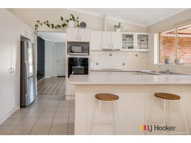 33 Wills Crescent, Denhams Beach NSW 2536