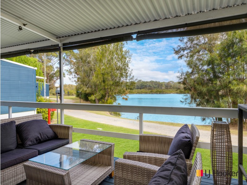 205/55 Sunpatch Parade, Tomakin NSW 2537