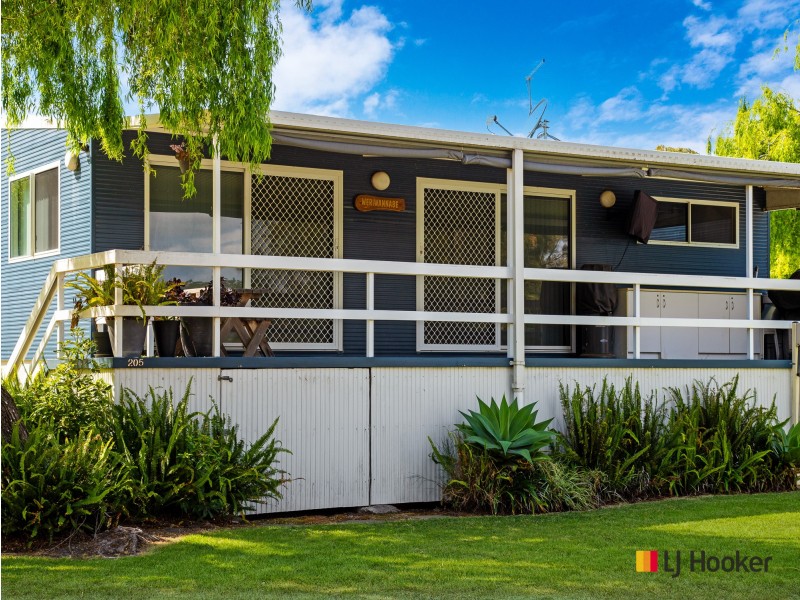 205/55 Sunpatch Parade, Tomakin NSW 2537