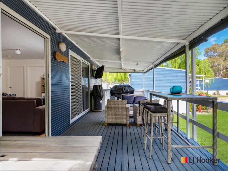 205/55 Sunpatch Parade, Tomakin NSW 2537
