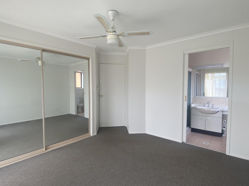 28 Wallaringa Street, Surfside NSW 2536