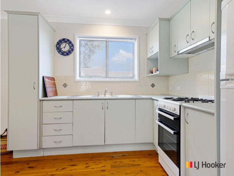 25 Riverview Crescent, Catalina NSW 2536