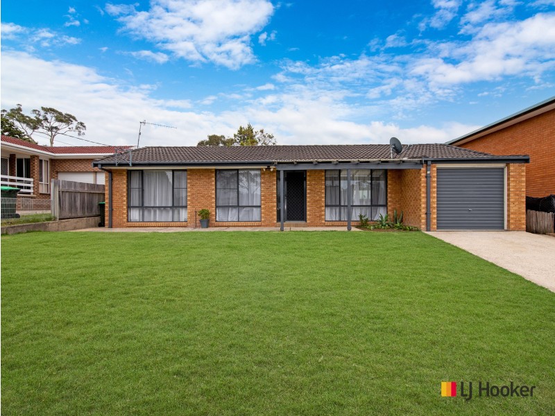 31 Pacific Road, Surf Beach NSW 2536