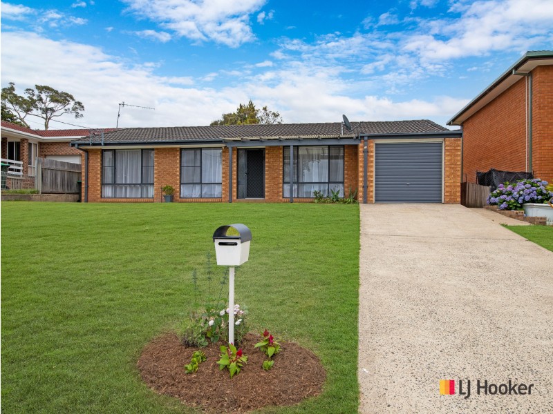 31 Pacific Road, Surf Beach NSW 2536