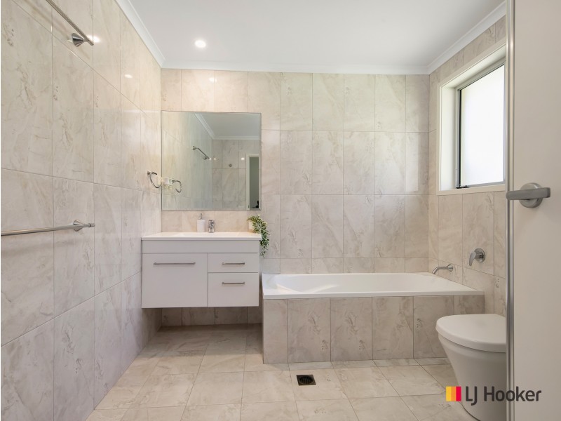 27 Endeavour Avenue, Lilli Pilli NSW 2536