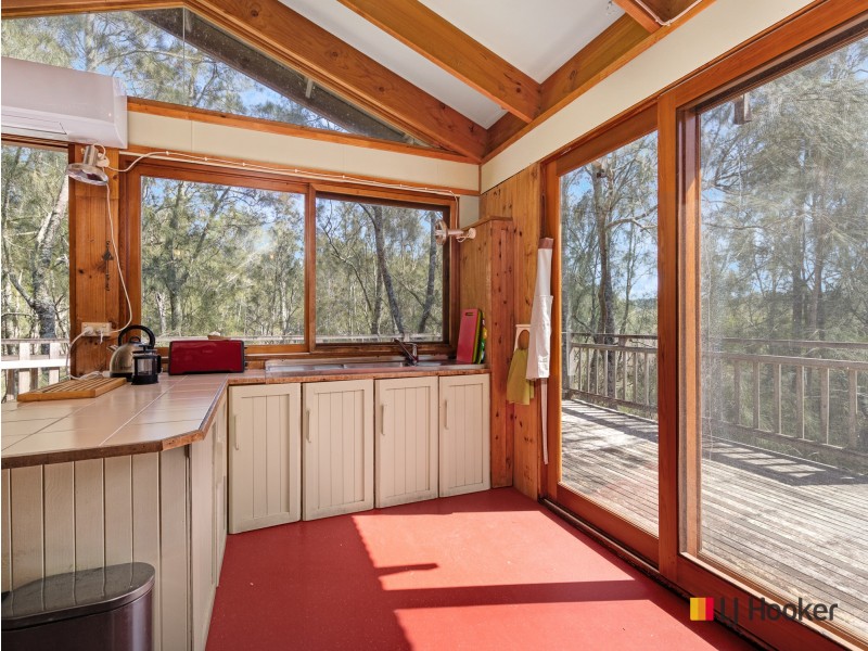 251 Annetts Parade, Mossy Point NSW 2537