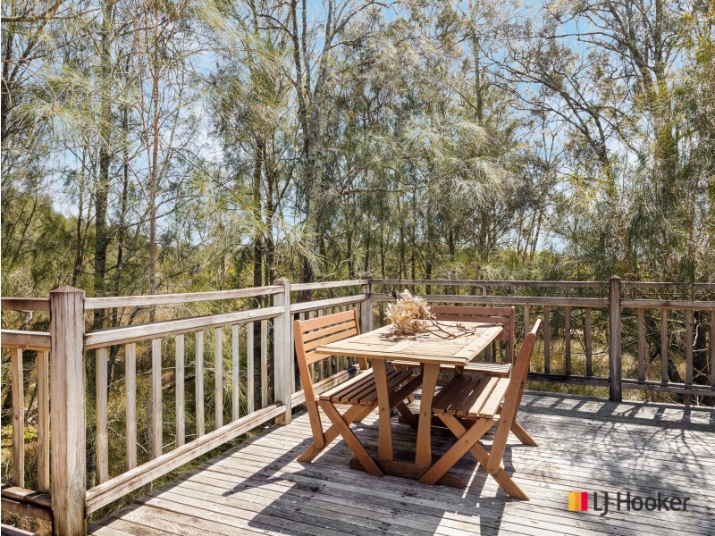 251 Annetts Parade, Mossy Point NSW 2537