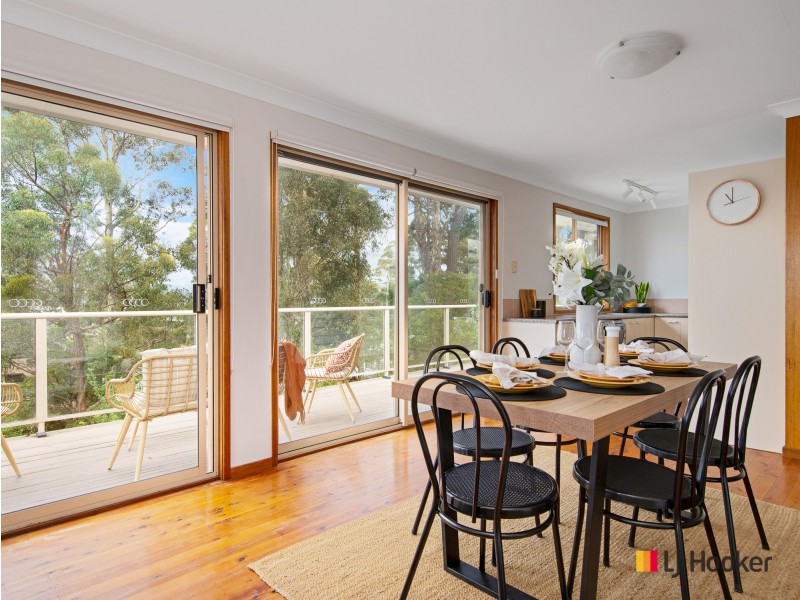 11 Hawks Nest Place, Surfside NSW 2536