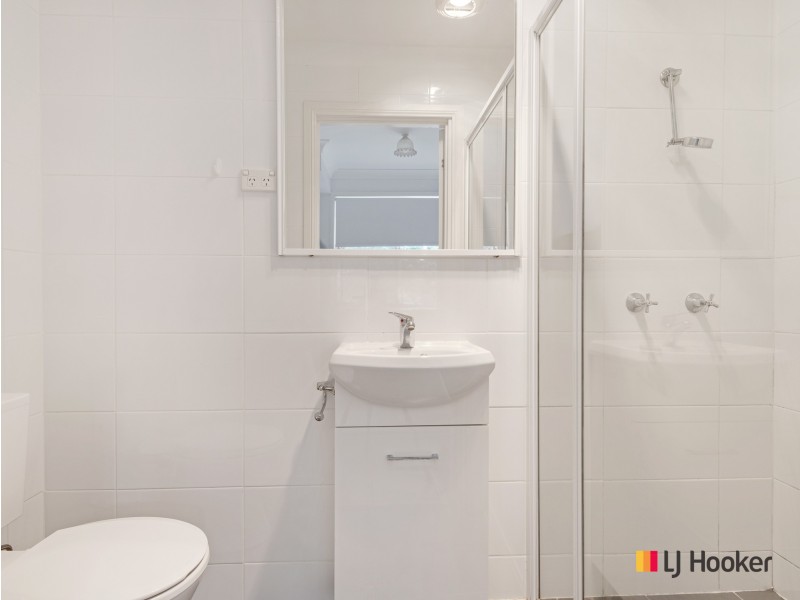 11 Hawks Nest Place, Surfside NSW 2536