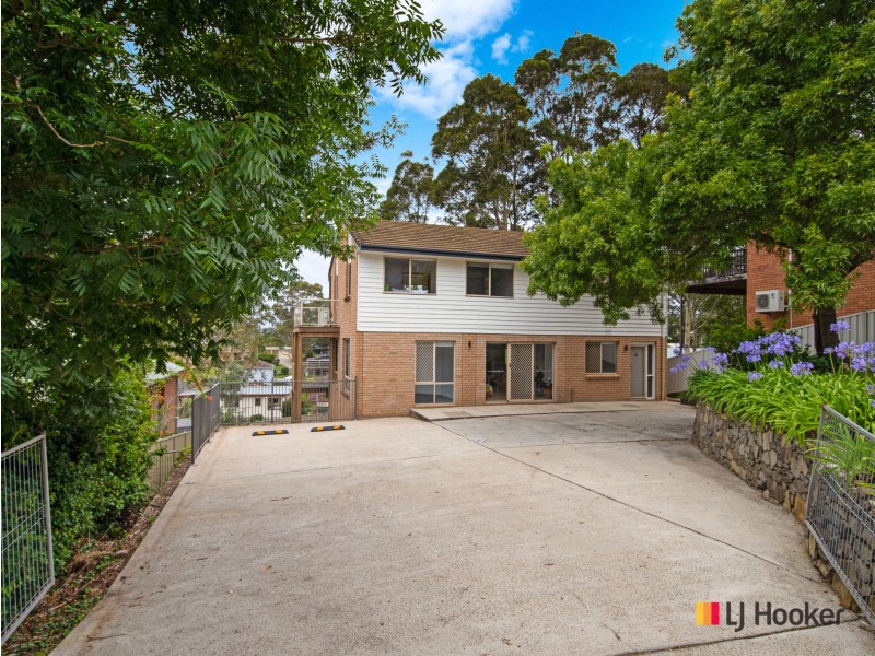 11 Hawks Nest Place, Surfside NSW 2536