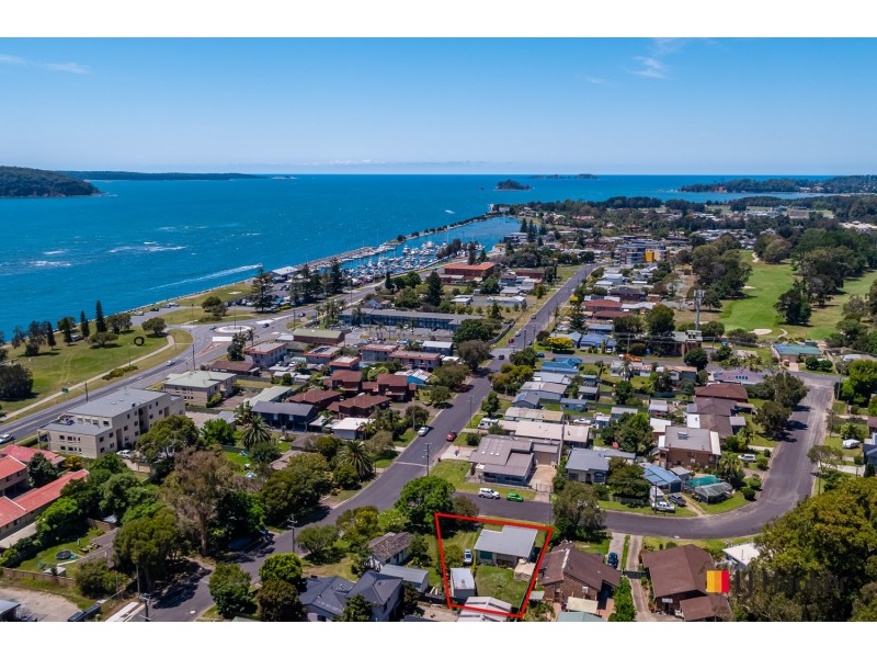 2 Heradale Parade, Batemans Bay NSW 2536