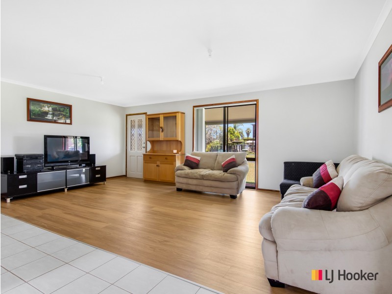 2 Eugenia Place, Maloneys Beach NSW 2536