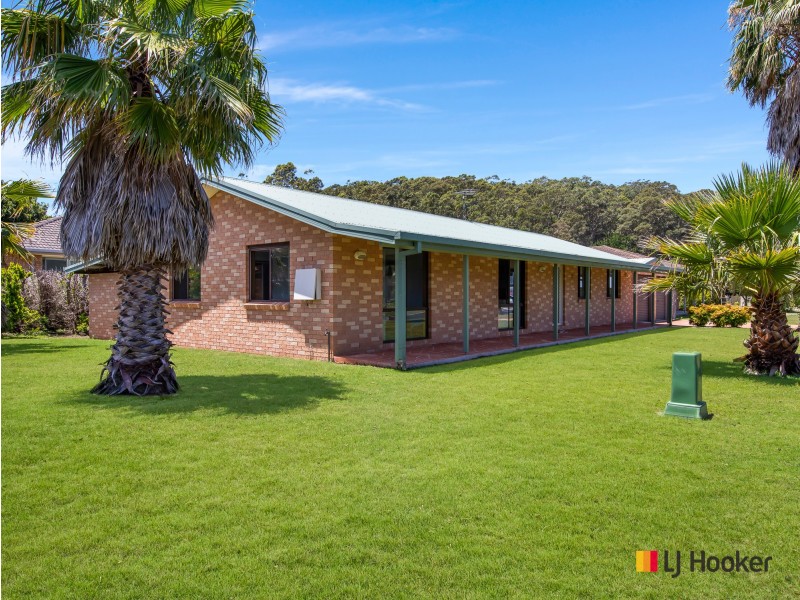2 Eugenia Place, Maloneys Beach NSW 2536
