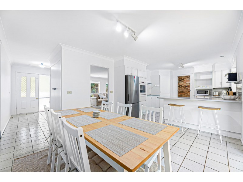 15 Kennedy Crescent, Denhams Beach NSW 2536