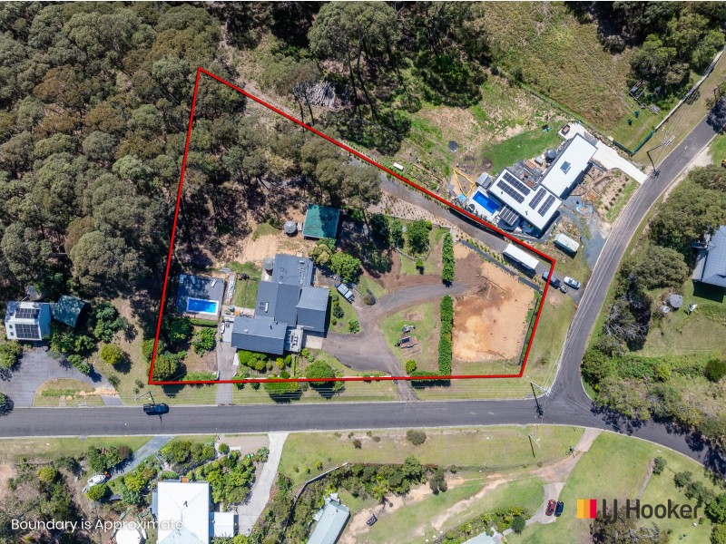11 Barlings Drive, Tomakin NSW 2537