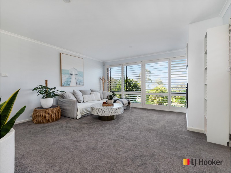 11 Barlings Drive, Tomakin NSW 2537