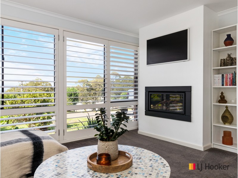 11 Barlings Drive, Tomakin NSW 2537