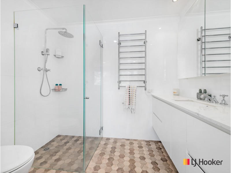 11 Barlings Drive, Tomakin NSW 2537
